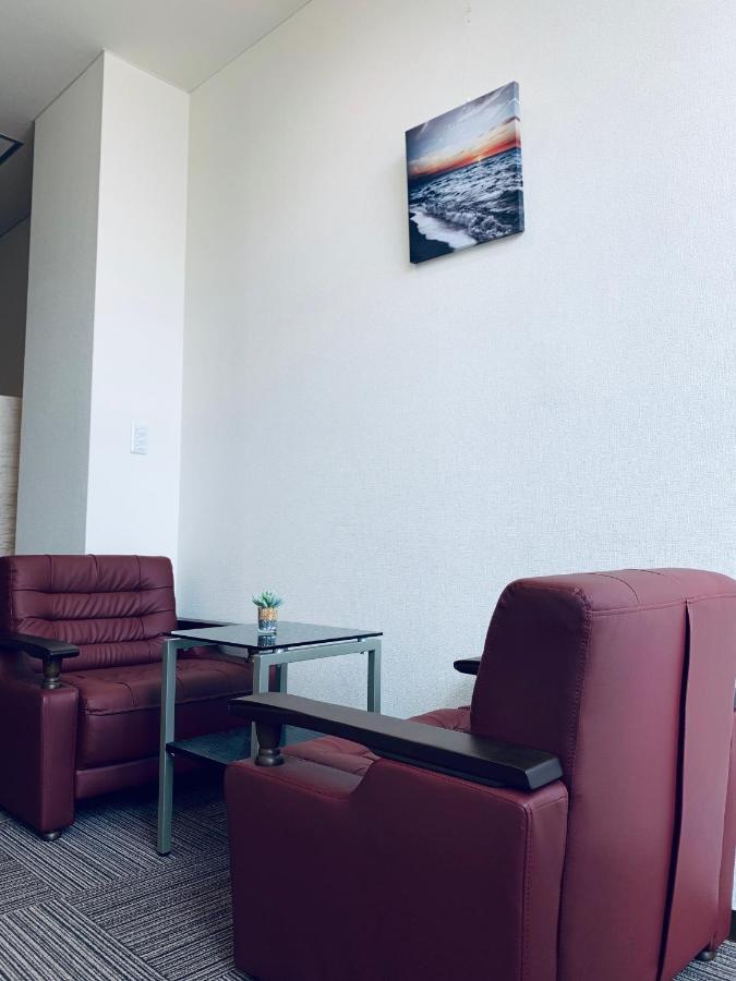 Ferienwohnung ひまわり 向日葵 Himawari Takamatsu Exterior foto